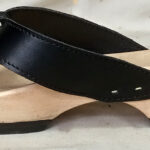 sandal orthopedic ergonomic made of wood, for those working long hours on their feet