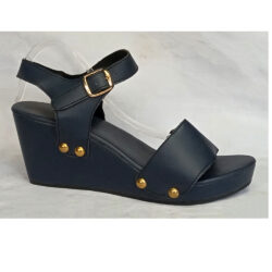 fully covered woman wedge in leather