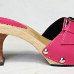 sandal mule in pink leather colour